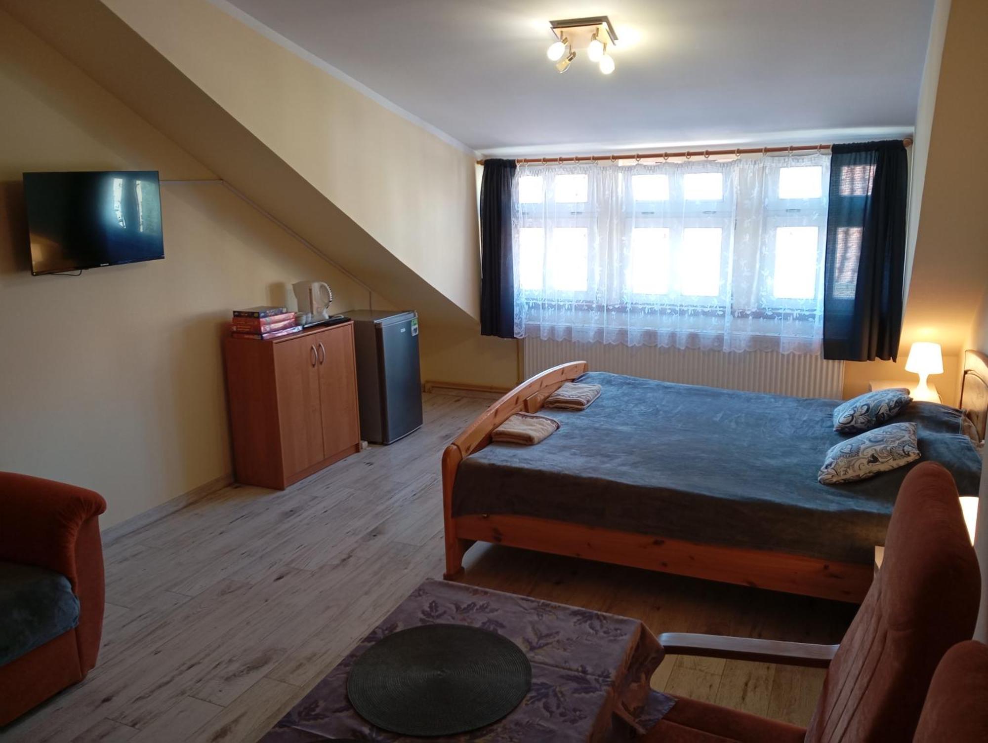 Pokoje Goscinne U Anka Reszel Kültér fotó